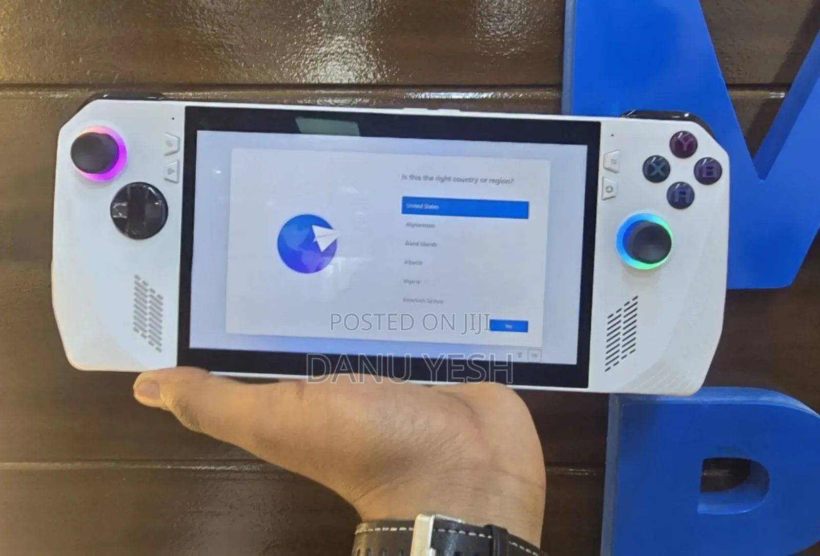 New Laptop Asus 16GB AMD Ryzen 7 SSD 512GB