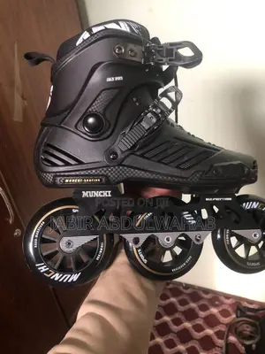 Skate Shoes 3 Wheels