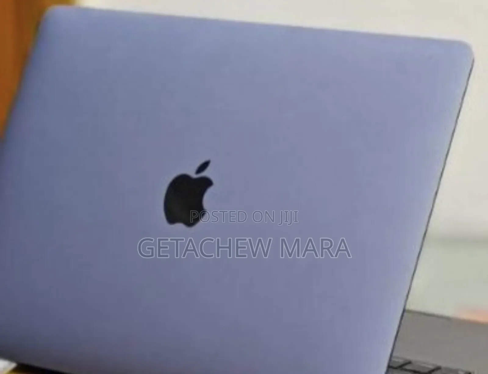 New Laptop Apple MacBook 2018 16GB Intel Core i5 SSD 256GB