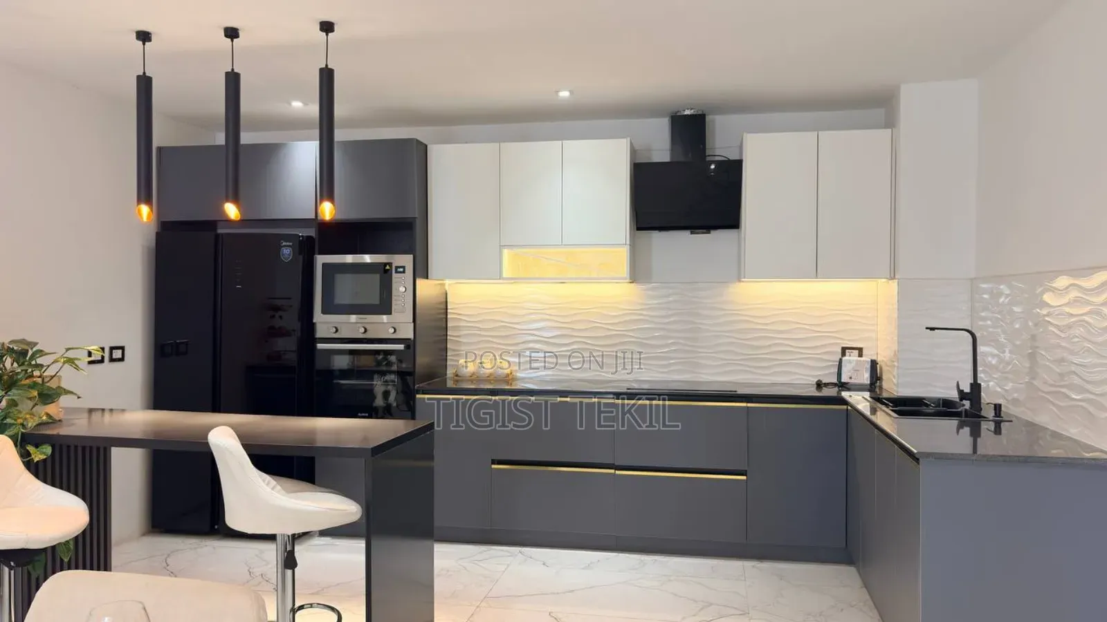 Furnished 3bdrm Apartment in Dena, Bole for sale