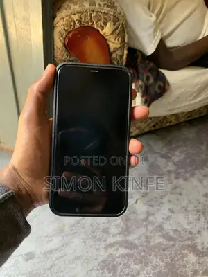 Apple XR 64 GB Purple