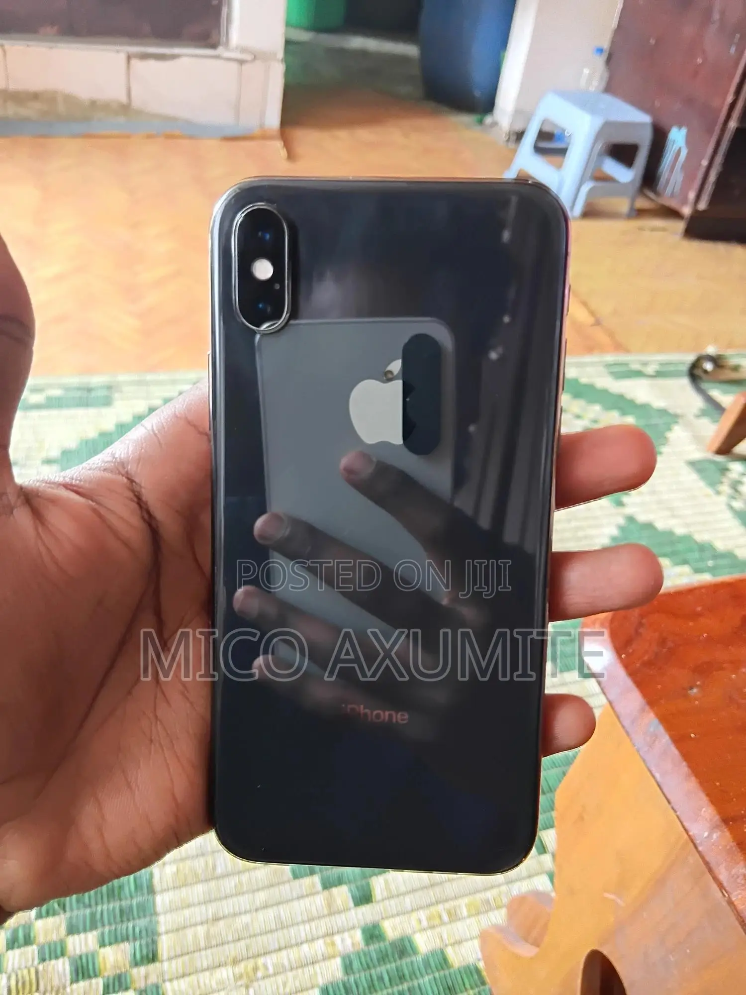 Apple iPhone X 64 GB Black