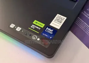 New Laptop Lenovo Legion 7 32GB Intel Core Ultra 9 SSD 1T