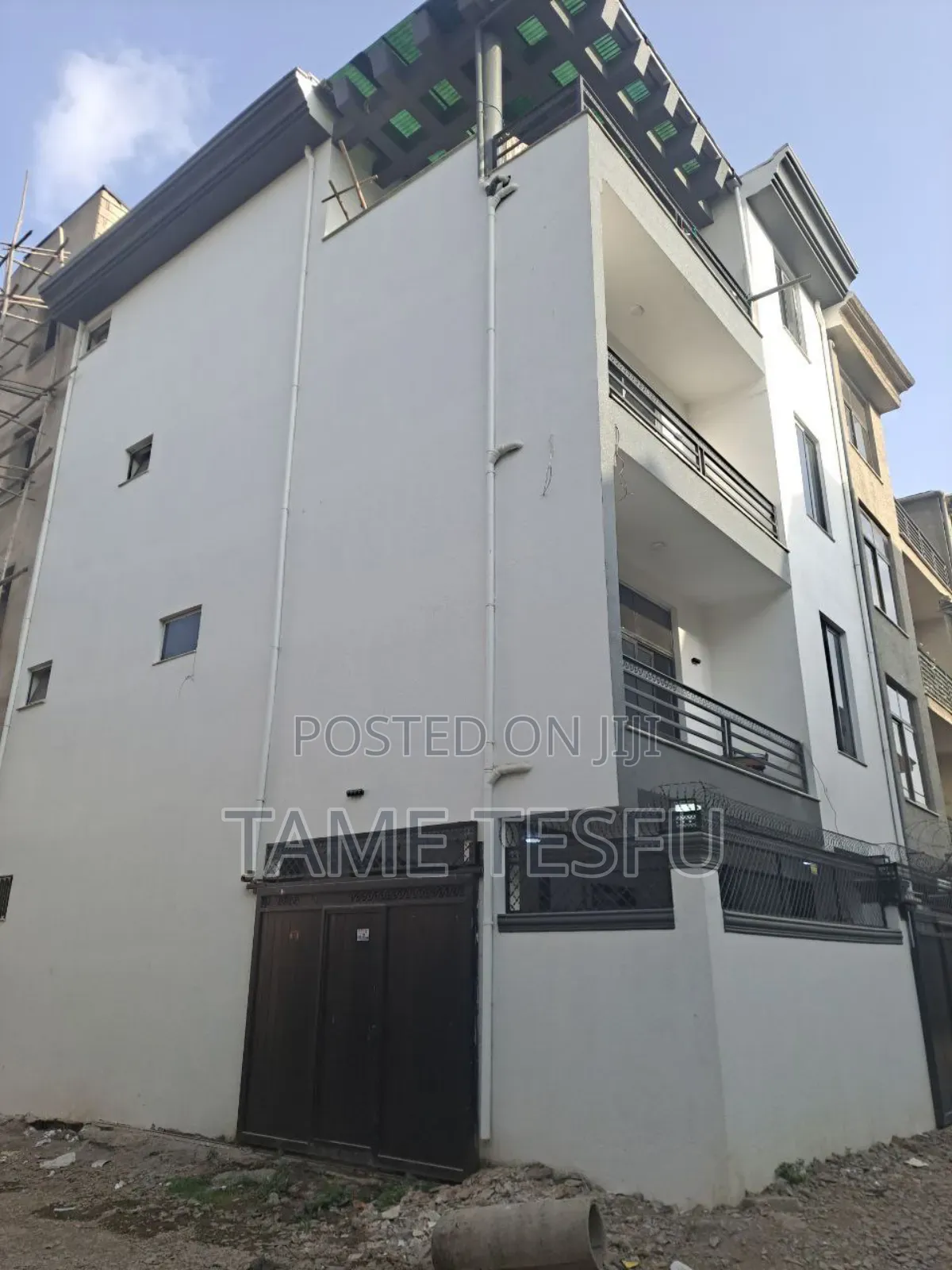 Furnished 5bdrm House in ኃይሌ ጋርመንት, Nifas Silk-Lafto for sale