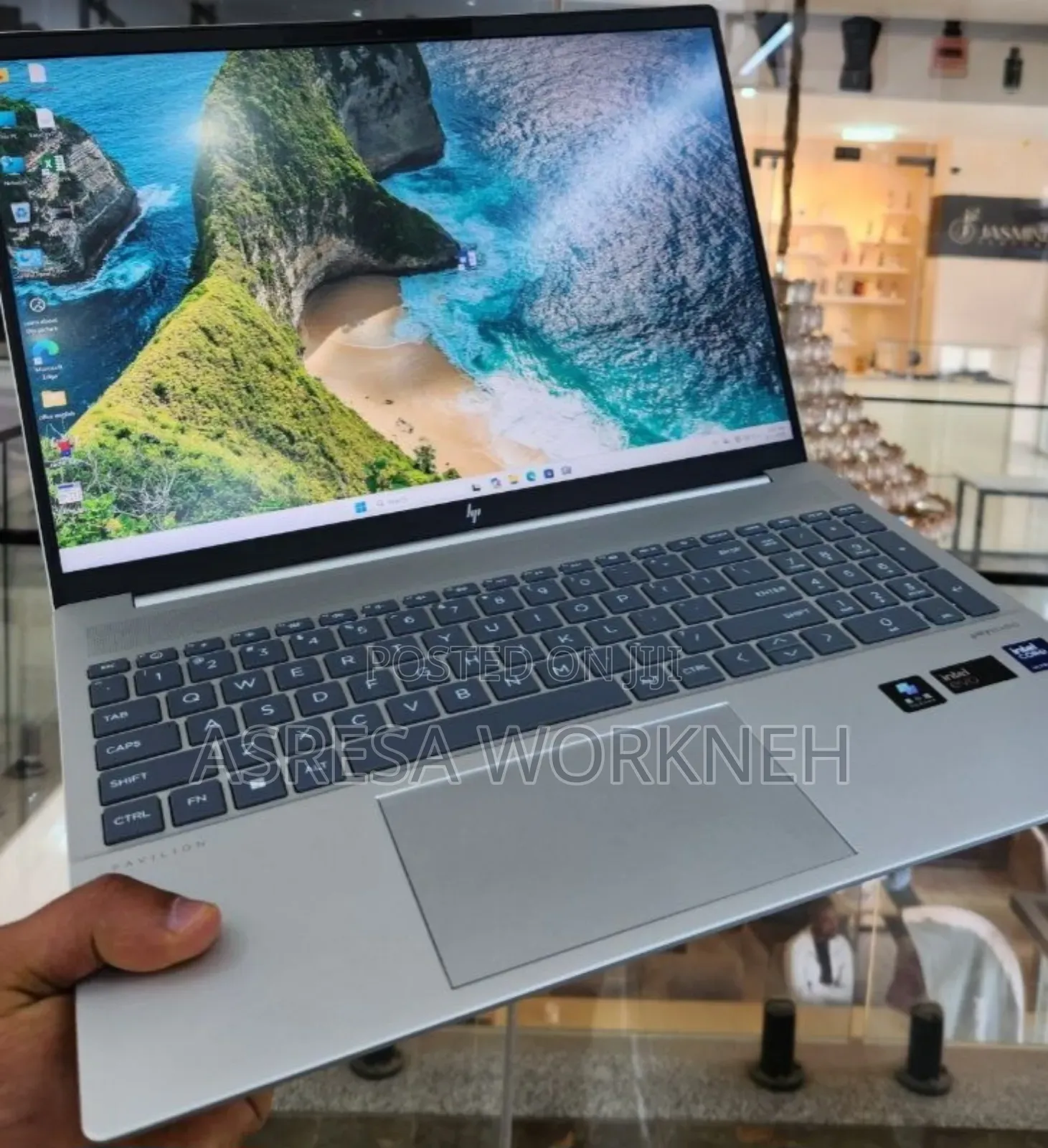 New Laptop HP Pavilion 15 16GB Intel Core i7 SSD 1T
