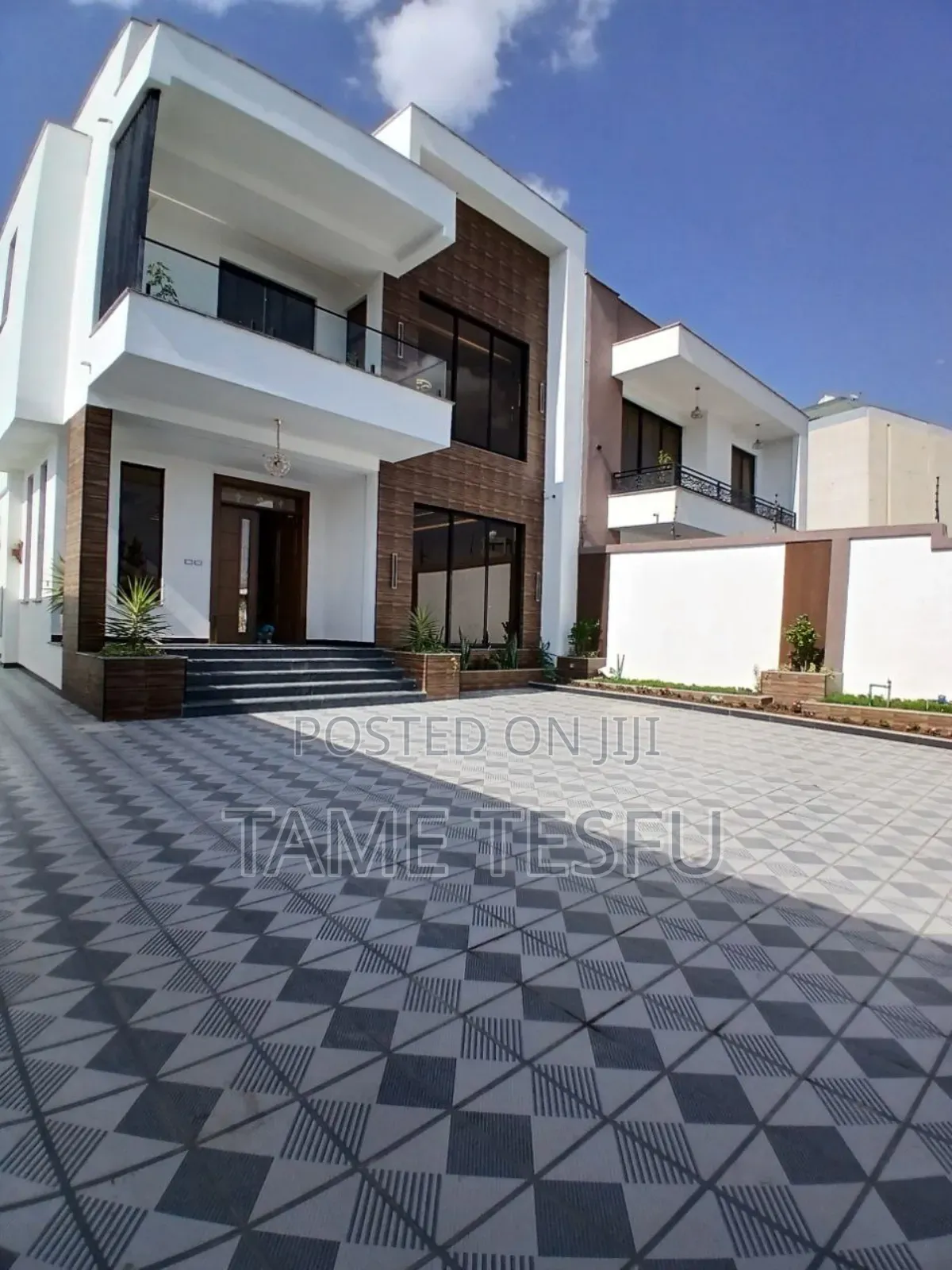 Furnished 6bdrm House in ጃክሮስ 330ካሬ, Bole for sale