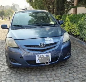 Toyota Yaris 2008 Gray