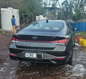 Hyundai Elantra 2021 Gray