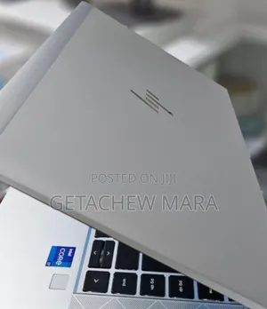 New Laptop HP EliteBook 830 G8 16GB Intel Core i7 SSD 512GB