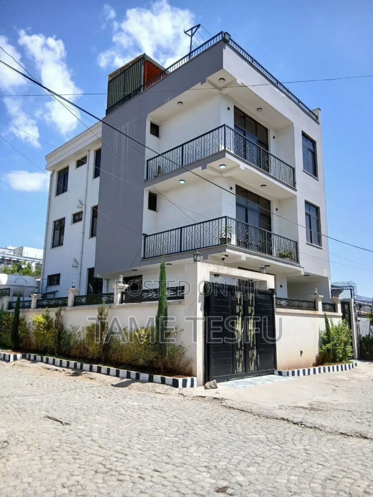 Furnished 8bdrm House in ፍጋ, Bole for sale