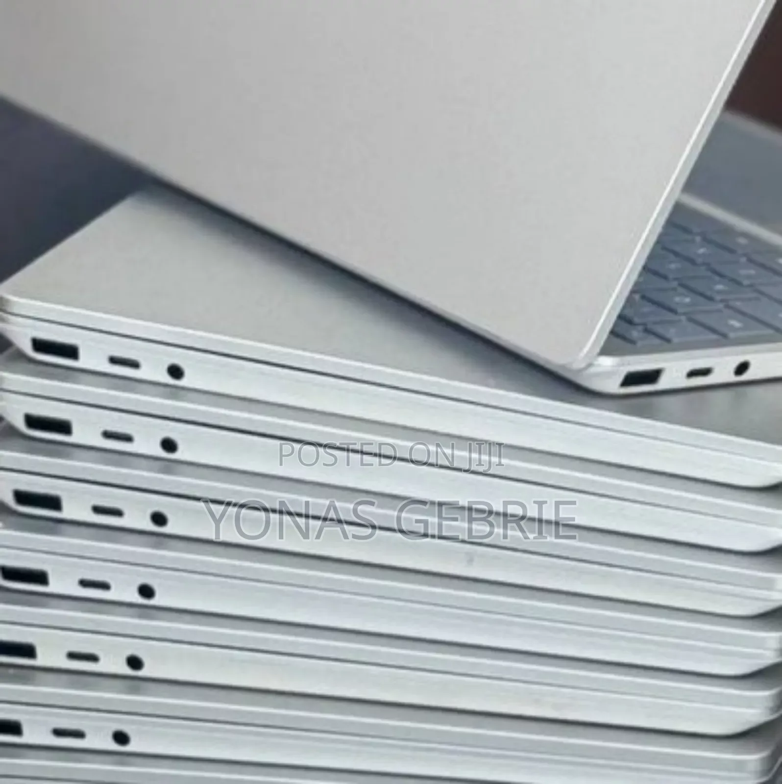 New Laptop Microsoft Surface 16GB Intel Core i5 SSD 256GB