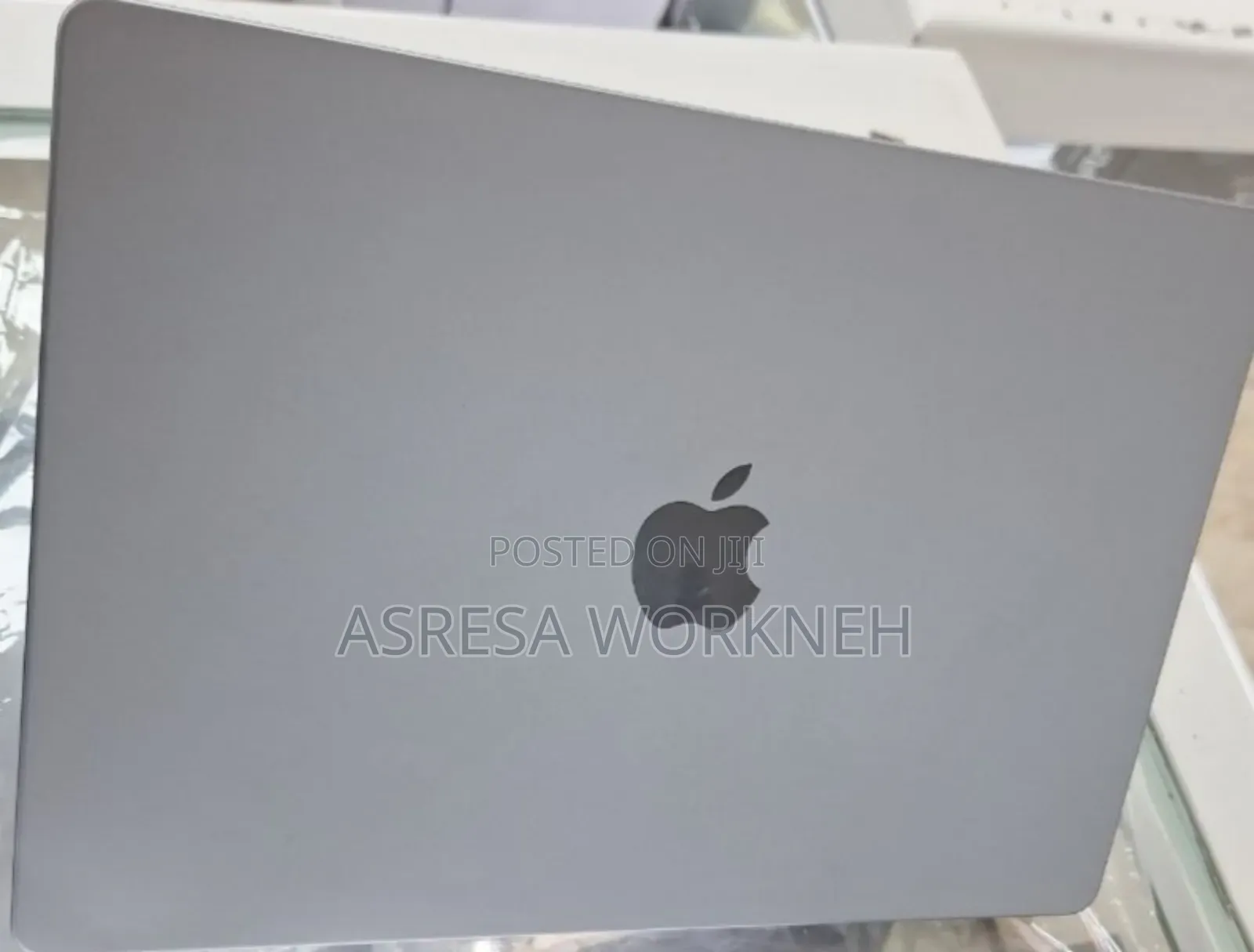 New Laptop Apple MacBook Pro M1 32GB Intel Core Ultra 9 SSD 512GB