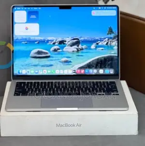 New Laptop Apple MacBook Air 2025 M4 13-inch 16GB Apple M4 SSD 256GB