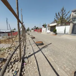 Furnished 1bdrm House in ኮቶቤ, Yeka for sale