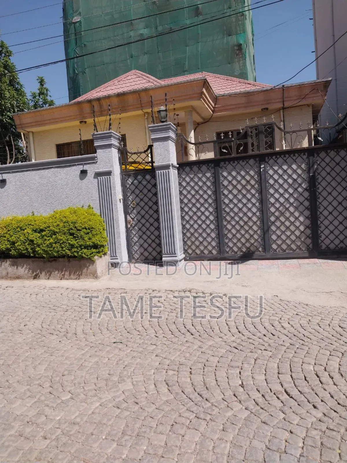 Furnished 4bdrm Villa in ወሰን 250ካሬ, Yeka for sale