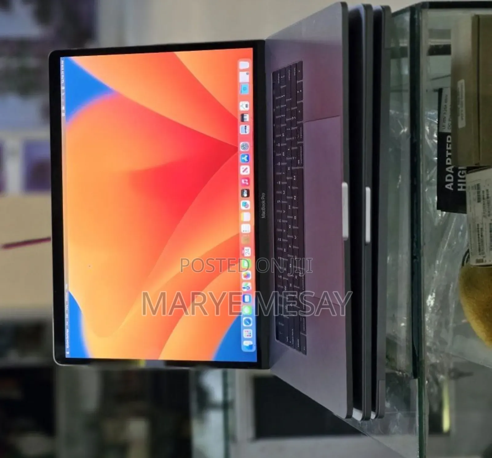 New Laptop Apple MacBook Pro 2017 16GB Intel Core i7 SSD 512GB