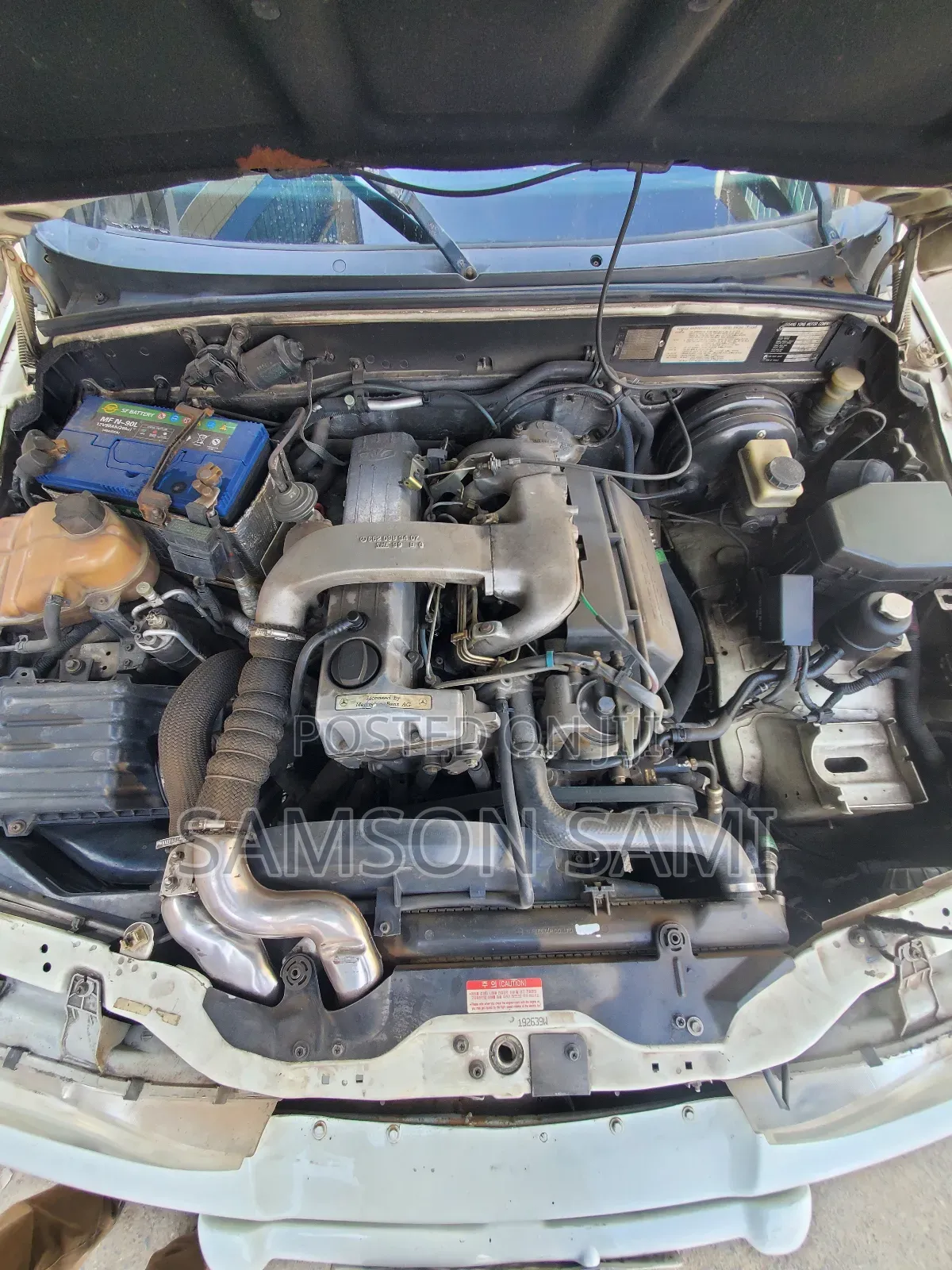 Suzuki Cervo 2000 White