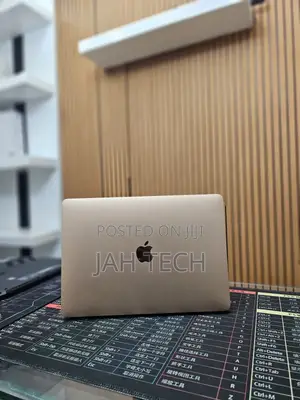 New Laptop Apple MacBook Air 2020 M1 8GB Apple M1 SSD 256GB