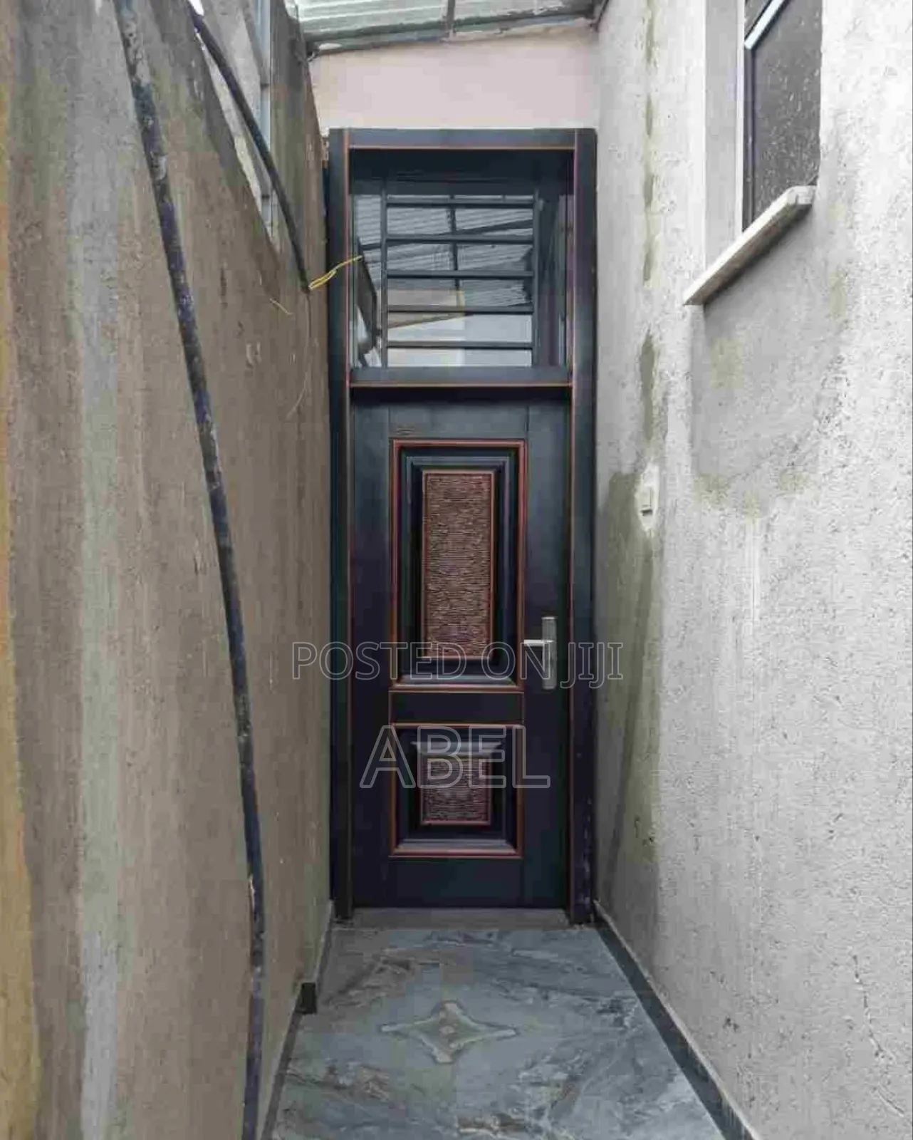 ጠንካራ Victor Door – ዋጋው እጅግ ተመጣጣኝ