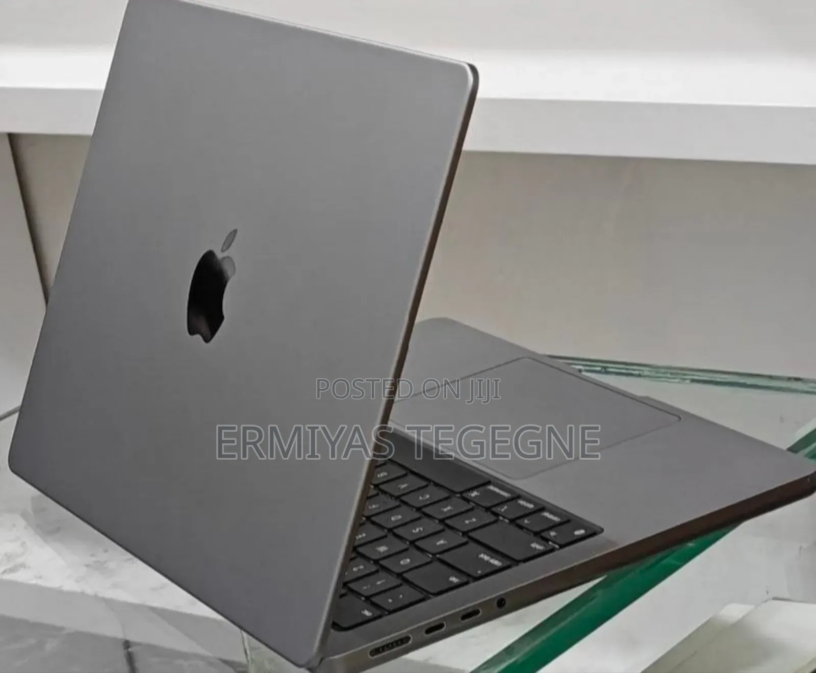 New Laptop Apple MacBook 2011 16GB Intel Core i9 SSD 512GB