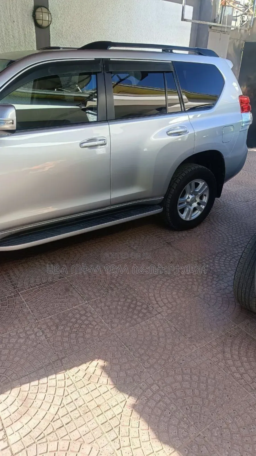 Toyota Land Cruiser Prado 2012 Silver