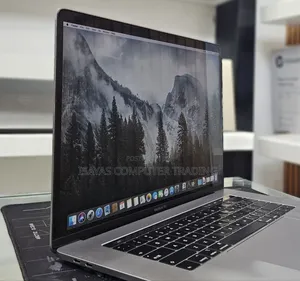 New Laptop Apple MacBook Pro 2019 16GB Intel Core i9 SSD 512GB
