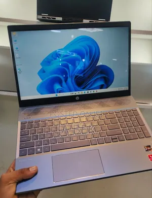 New Laptop HP Pavilion 15 8GB AMD Ryzen 5 SSD 512GB