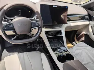 New BYD Song Plus 2025 Ivory