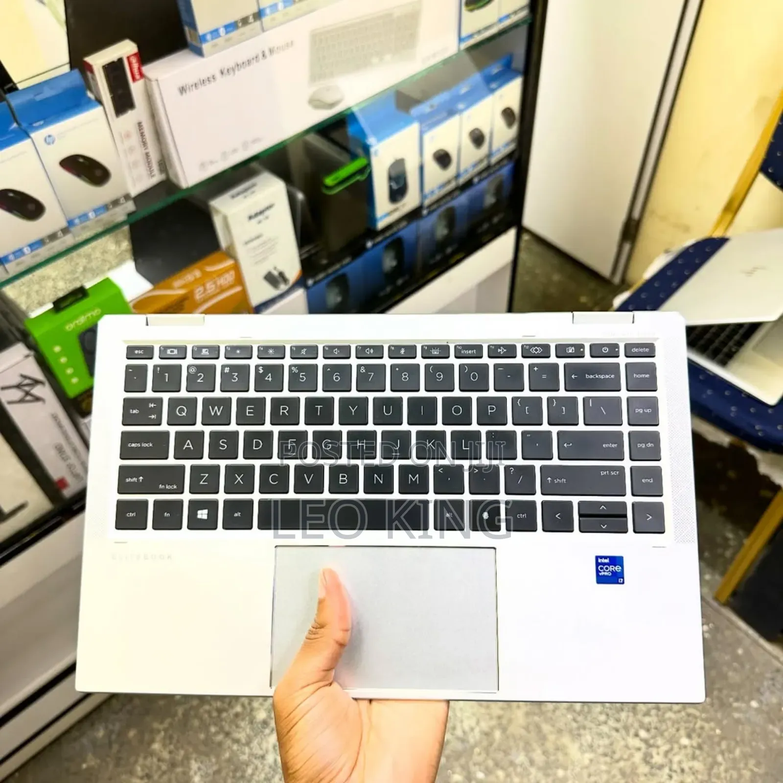 New Laptop HP EliteBook 1040 G8 32GB Intel Core i7 SSD 1T