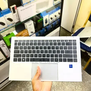 New Laptop HP EliteBook 1040 G8 32GB Intel Core i7 SSD 1T