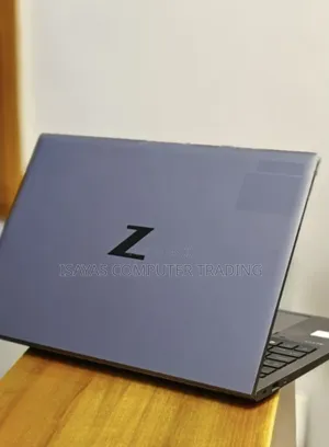 New Laptop HP ZBook Fury 17 G7 16GB Intel Core i7 SSD 512GB