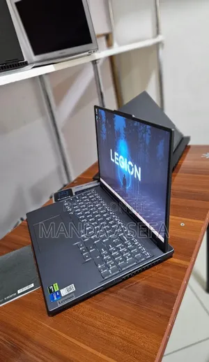 New Laptop Lenovo 16GB Intel Core i7 SSD 1T