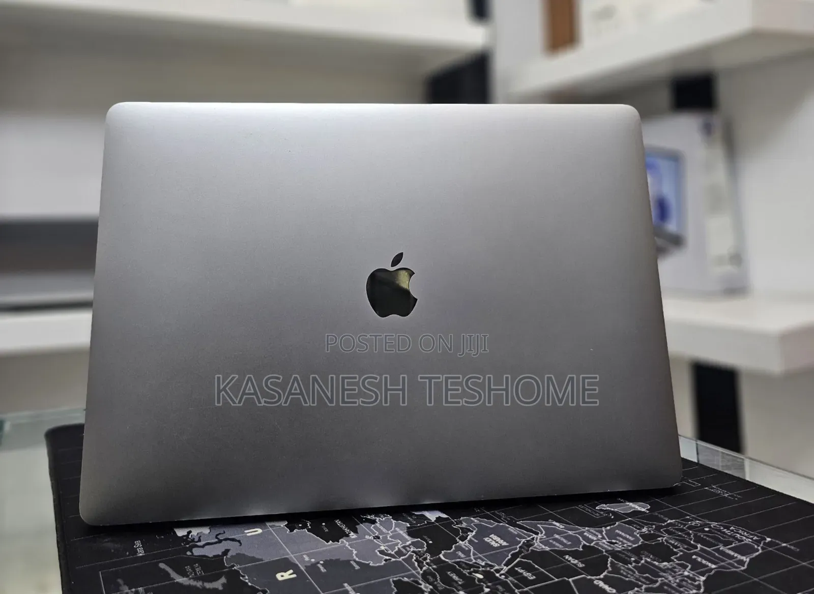 New Laptop Apple MacBook Pro 2019 16GB Intel Core i9 SSD 512GB