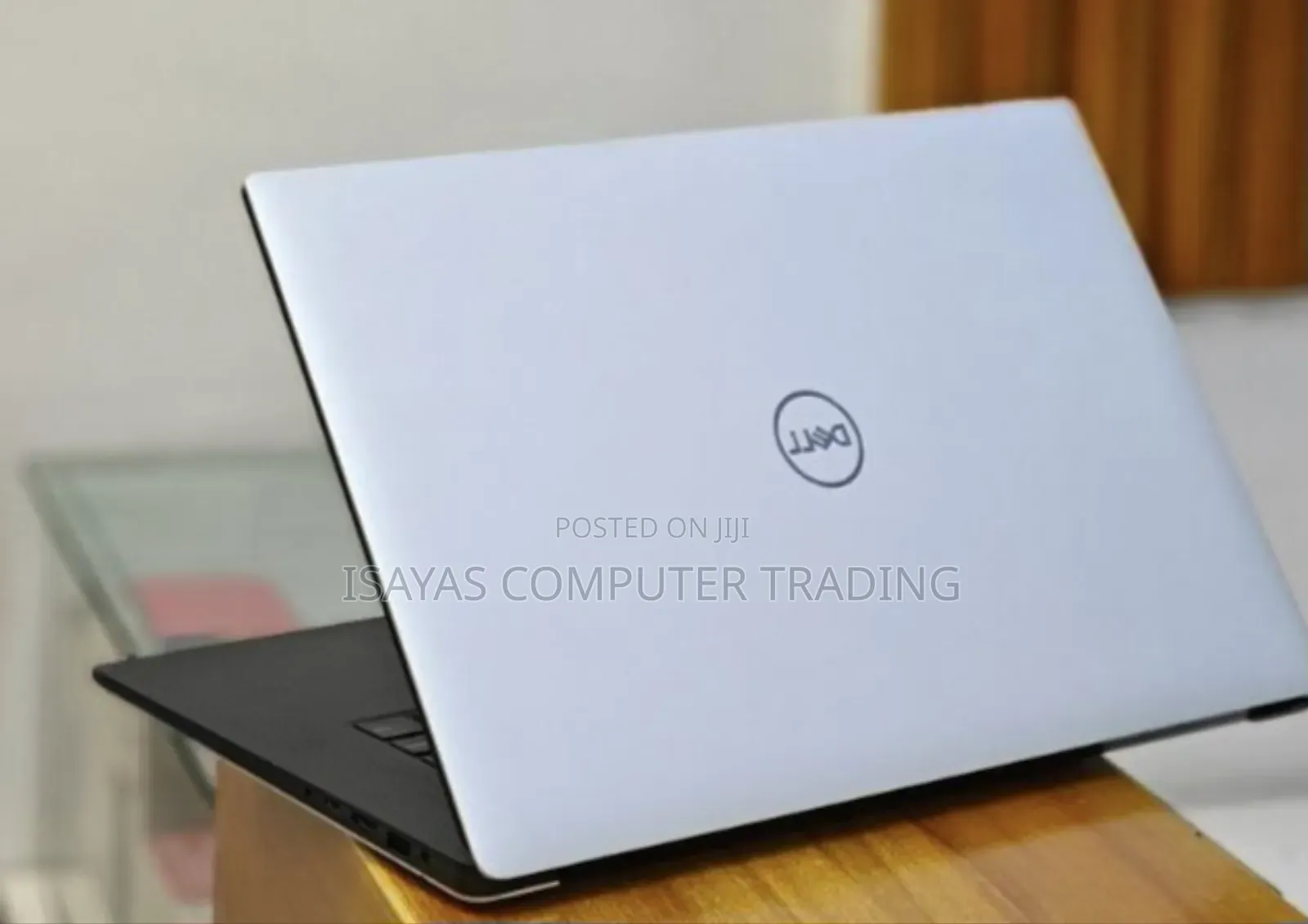 New Laptop Dell XPS 15 16GB Intel Core i9 SSD 512GB