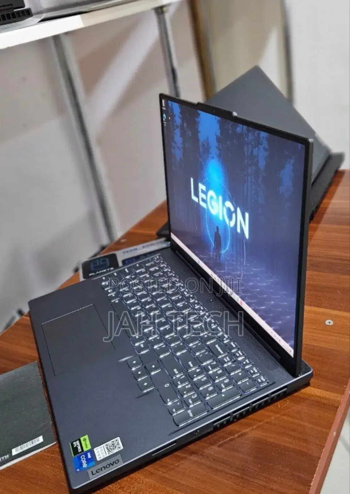 New Laptop Lenovo Legion 5 16GB Intel Core i7 SSD 1T
