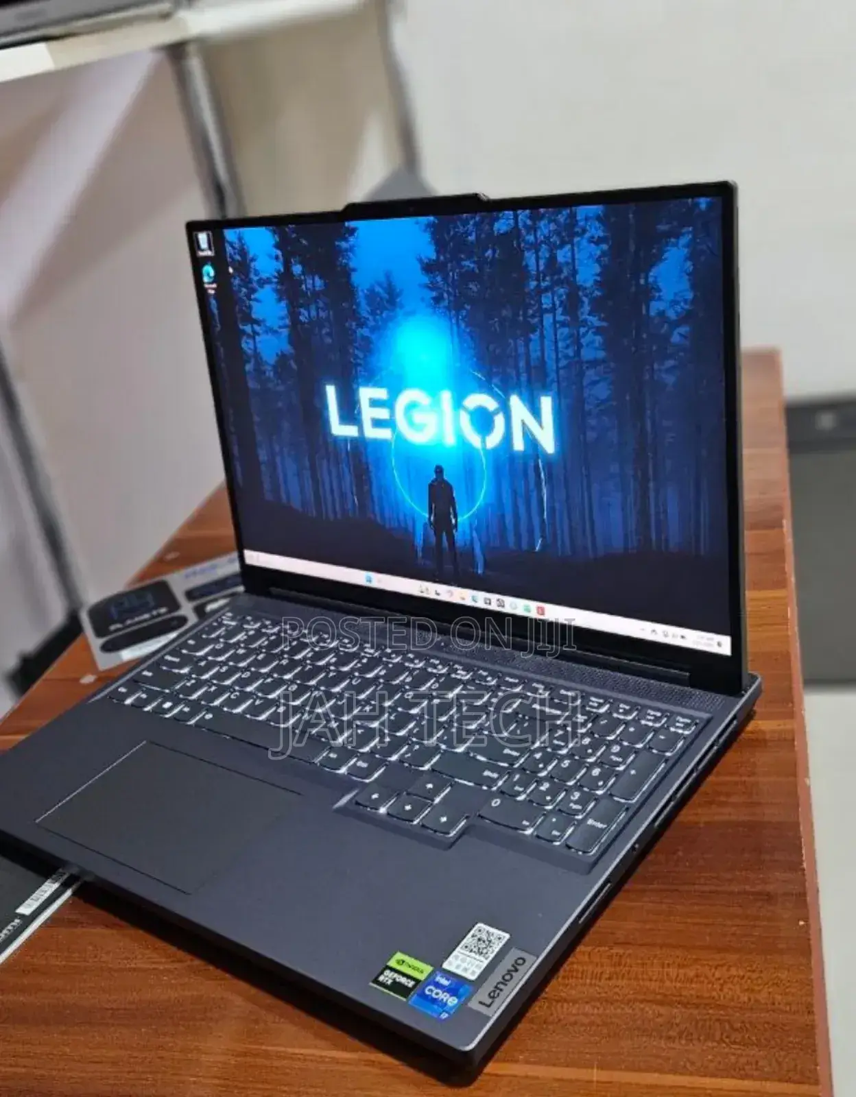 New Laptop Lenovo Legion 5 16GB Intel Core i7 SSD 1T