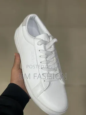 Zara Men's All White Textured Leather Low-Top Sneakers
