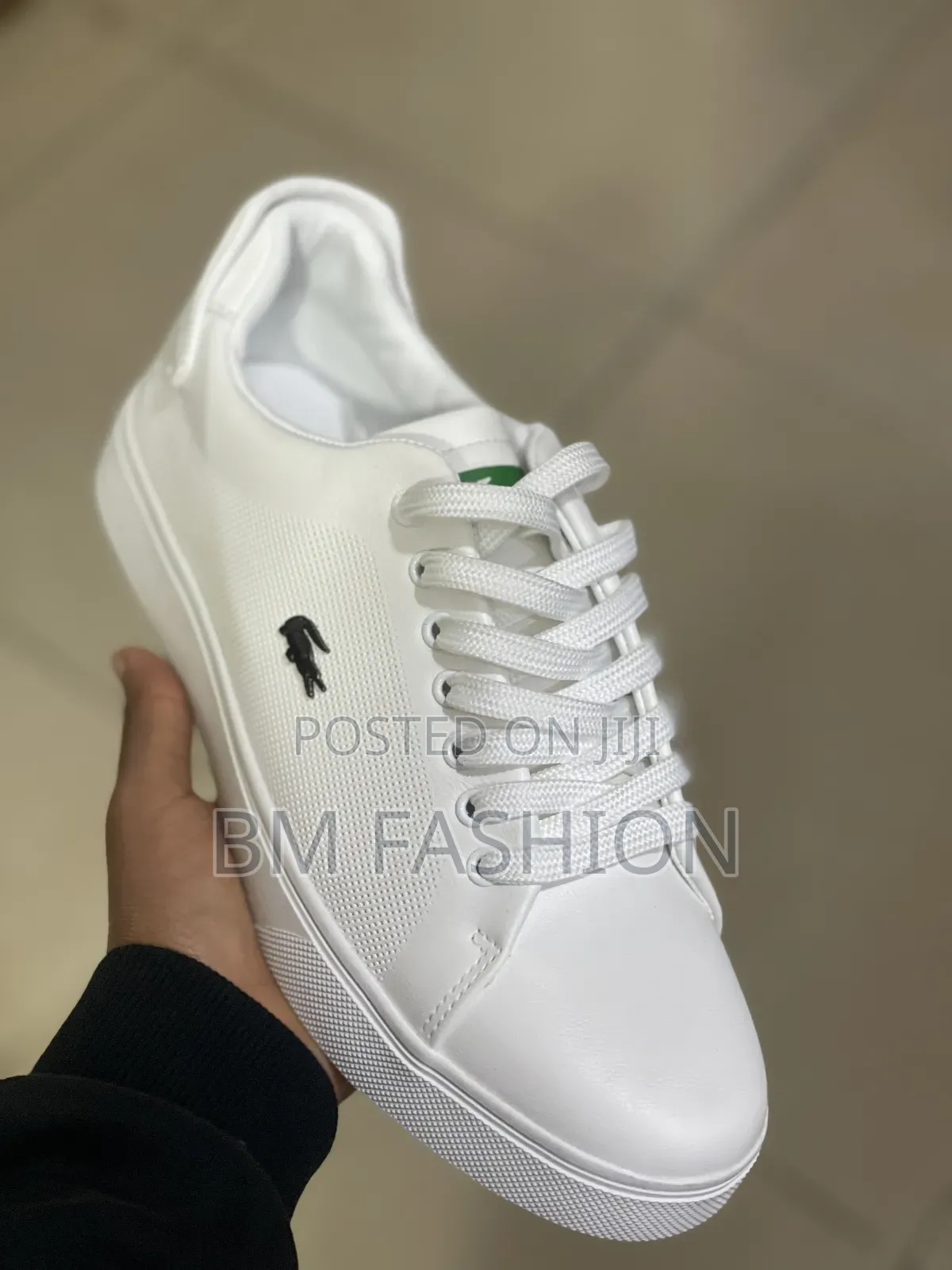 Lacoste Low-Top Sneaker (Order Now)