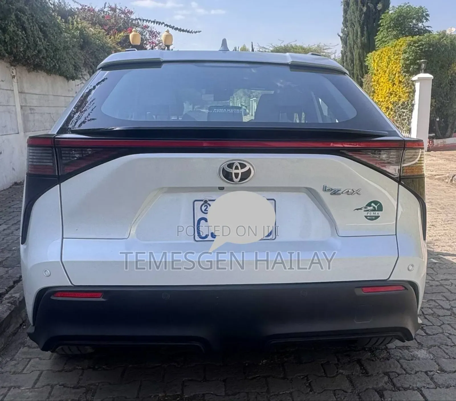 Toyota bZ4X 2025 White