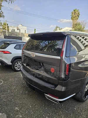 Cadillac Escalade 2021 Gold