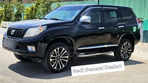 Toyota Land Cruiser Prado 2011 Black