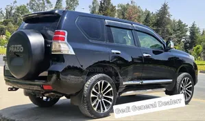 Toyota Land Cruiser Prado 2011 Black