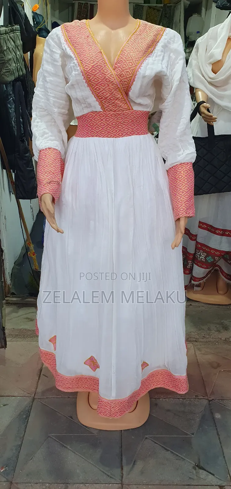 ሃበሻ ቀሚስ እሚሸጥ