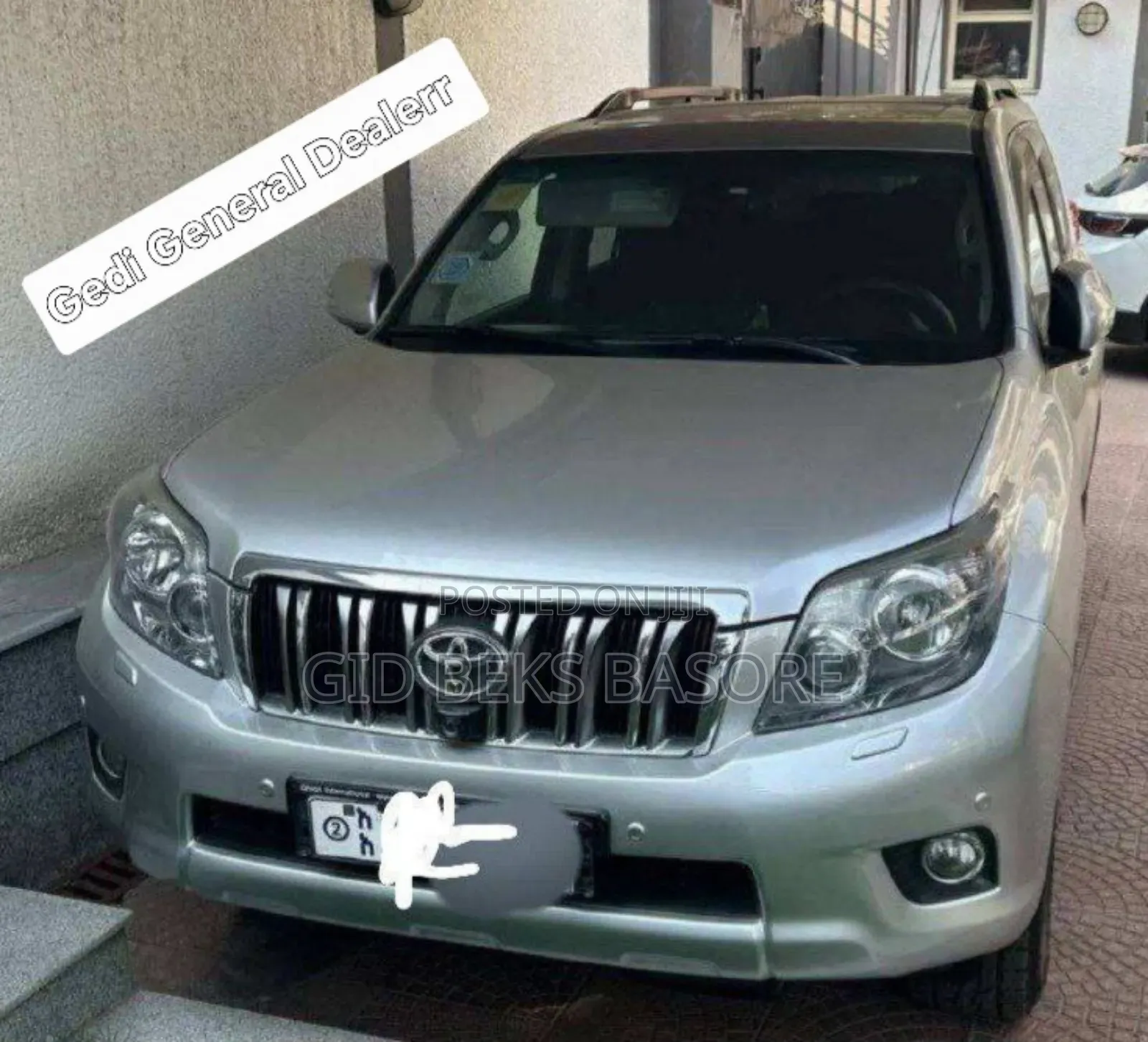 Toyota Land Cruiser Prado 2012 Silver