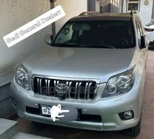 Toyota Land Cruiser Prado 2012 Silver