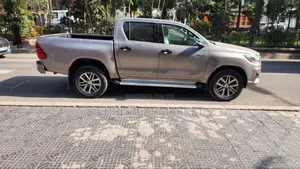 Toyota Hilux Revo Double Cab Deisel 2.4 RWD 2019 Gray