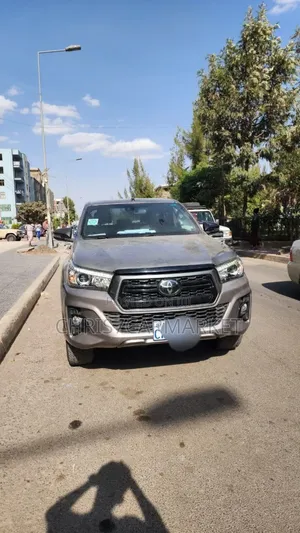 Toyota Hilux Revo Double Cab Deisel 2.4 RWD 2019 Gray