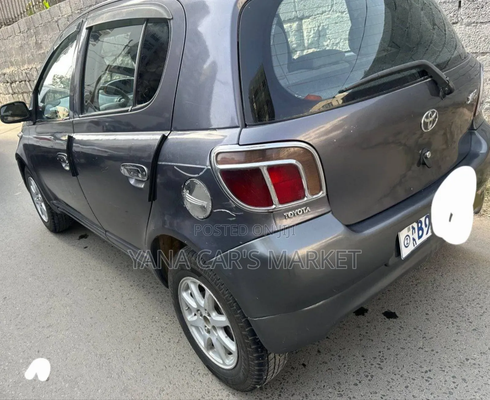 Toyota Yaris 2001 Silver
