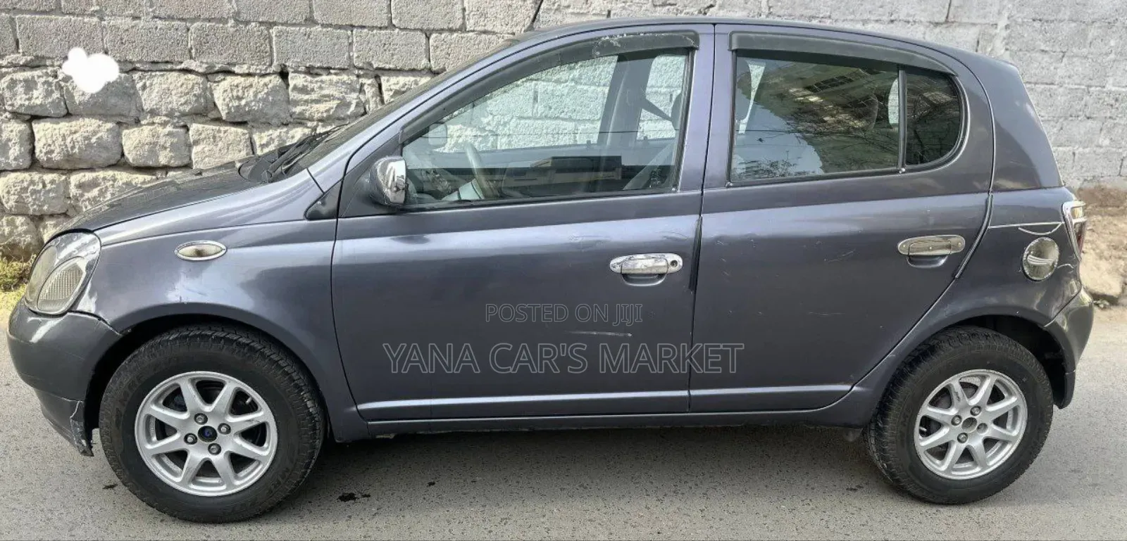 Toyota Yaris 2001 Silver