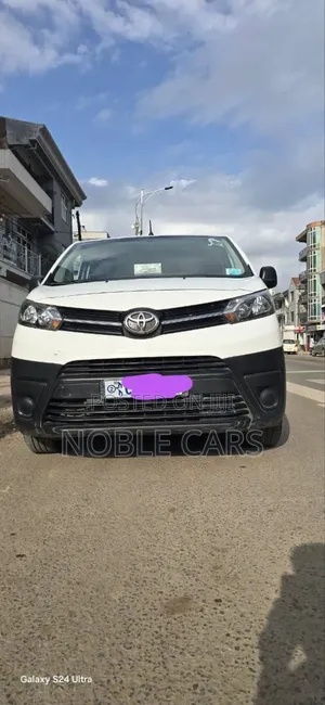 Toyota Pixis 2019 White